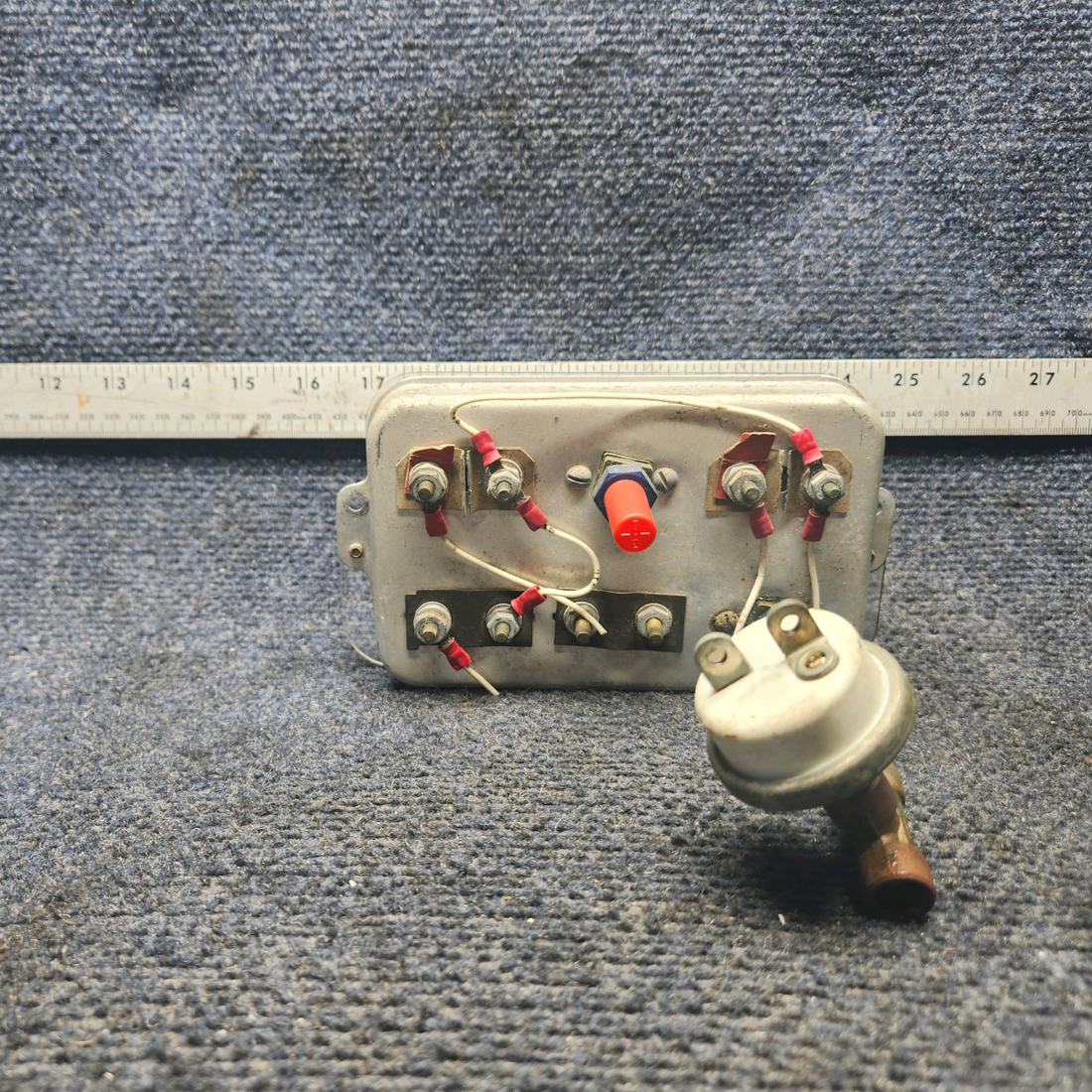 Used aircraft parts for sale, 63922-002 PIPER PA28-140 Cluster Assy - Instruments Engine