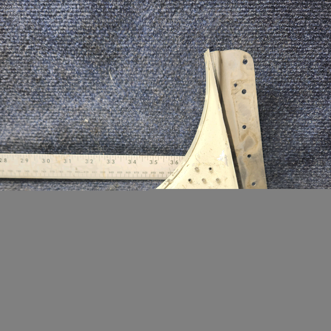 Used aircraft parts for sale, 0511116-12 Cessna 172E Lower Door Sill Assy With Support LH