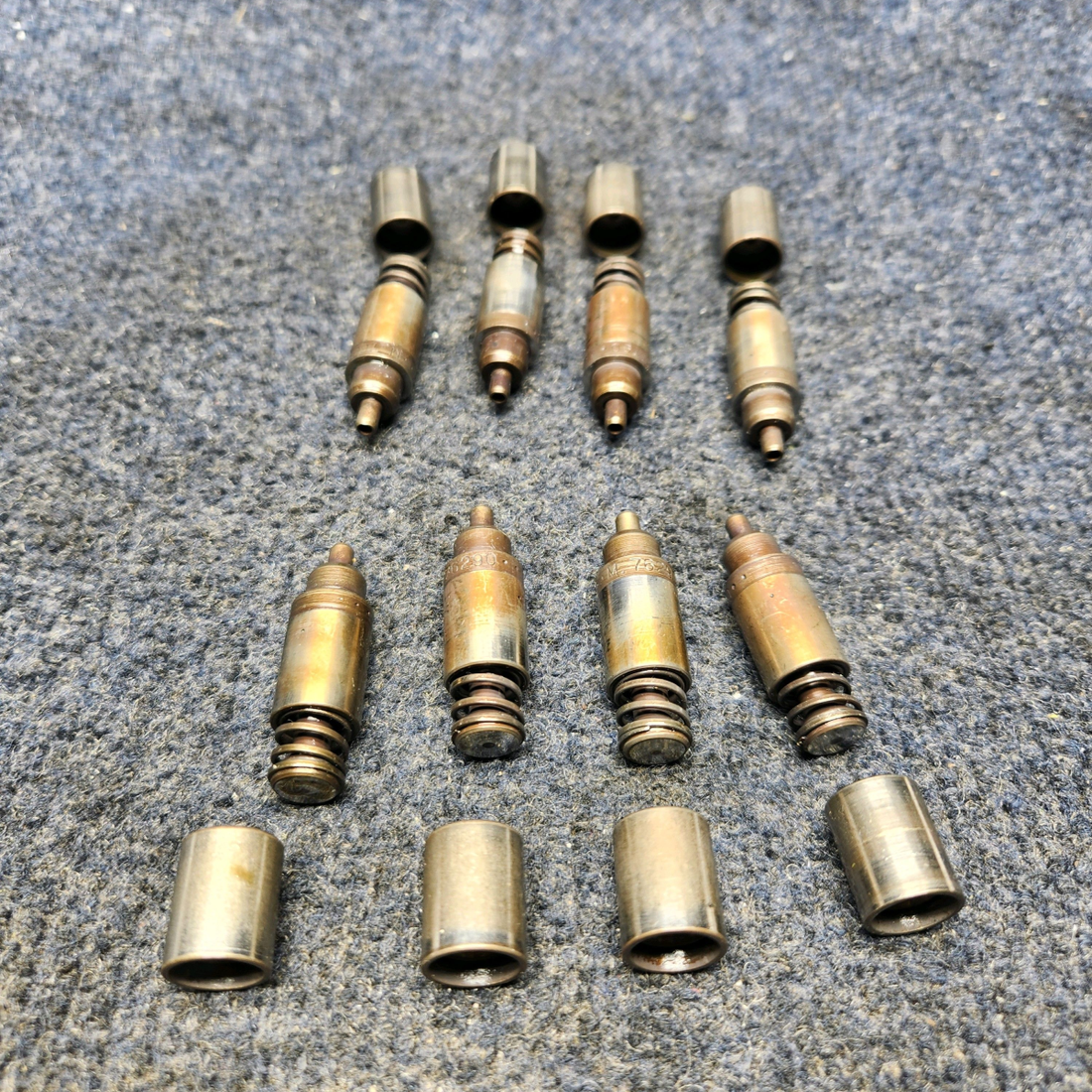 Used aircraft parts for sale, 78290 & 15B21319 Lycomoing  [part_model] PIPER PA28-140 PLUNGER HIDRAULIC & SOCKET PRICE PER EACH