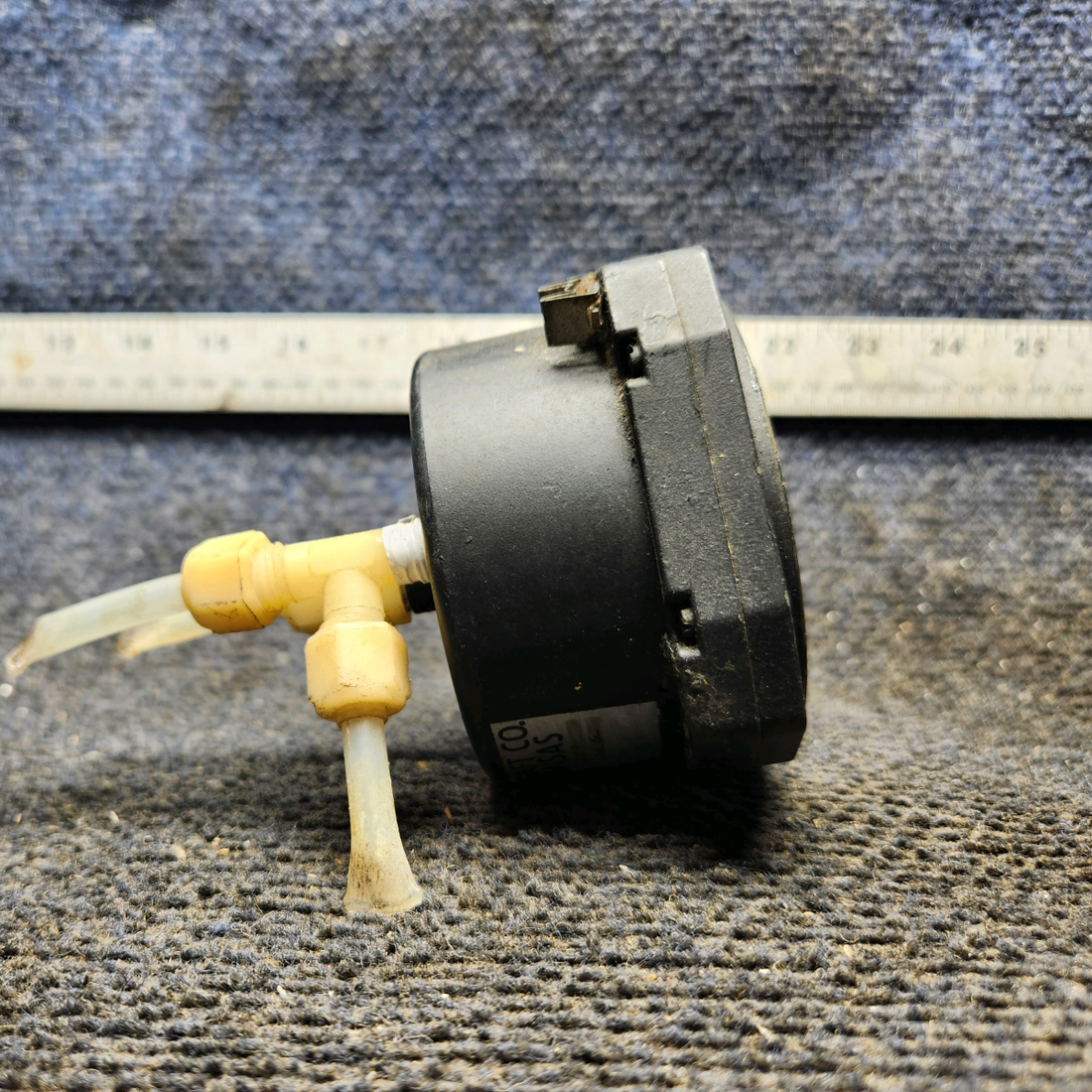 Used aircraft parts for sale, S1323N4 Standard Precision cessna 150G Airspeed Indicator