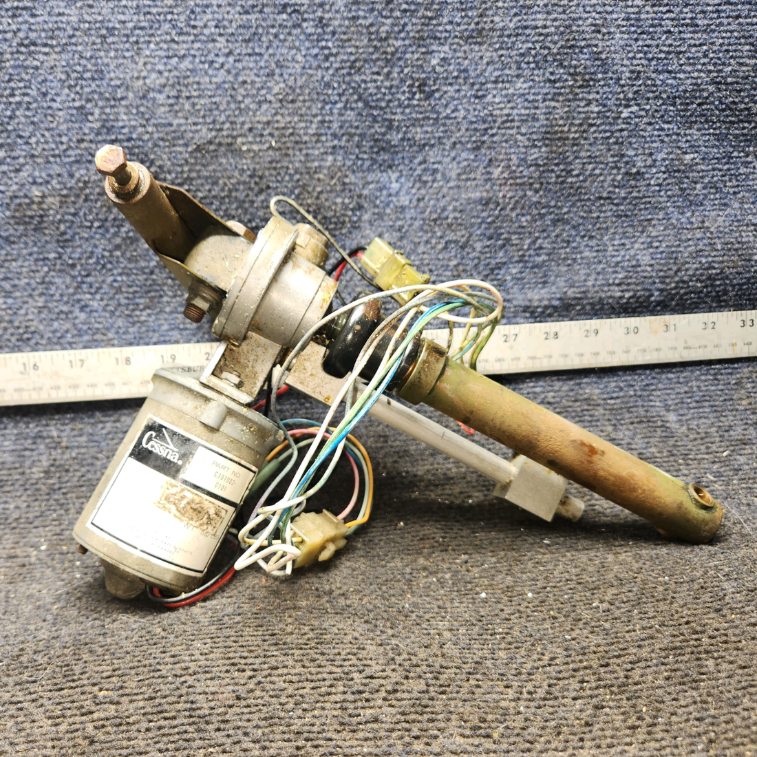 Used aircraft parts for sale, C301002-0103 cessna 172N Motor-Flap Actuator Internally Filtered