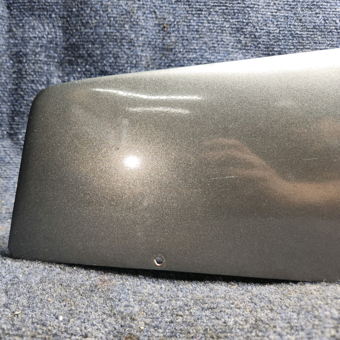 Used aircraft parts for sale, 0723200-6 Cessna 172E Wing Tip RH (Cracked)
