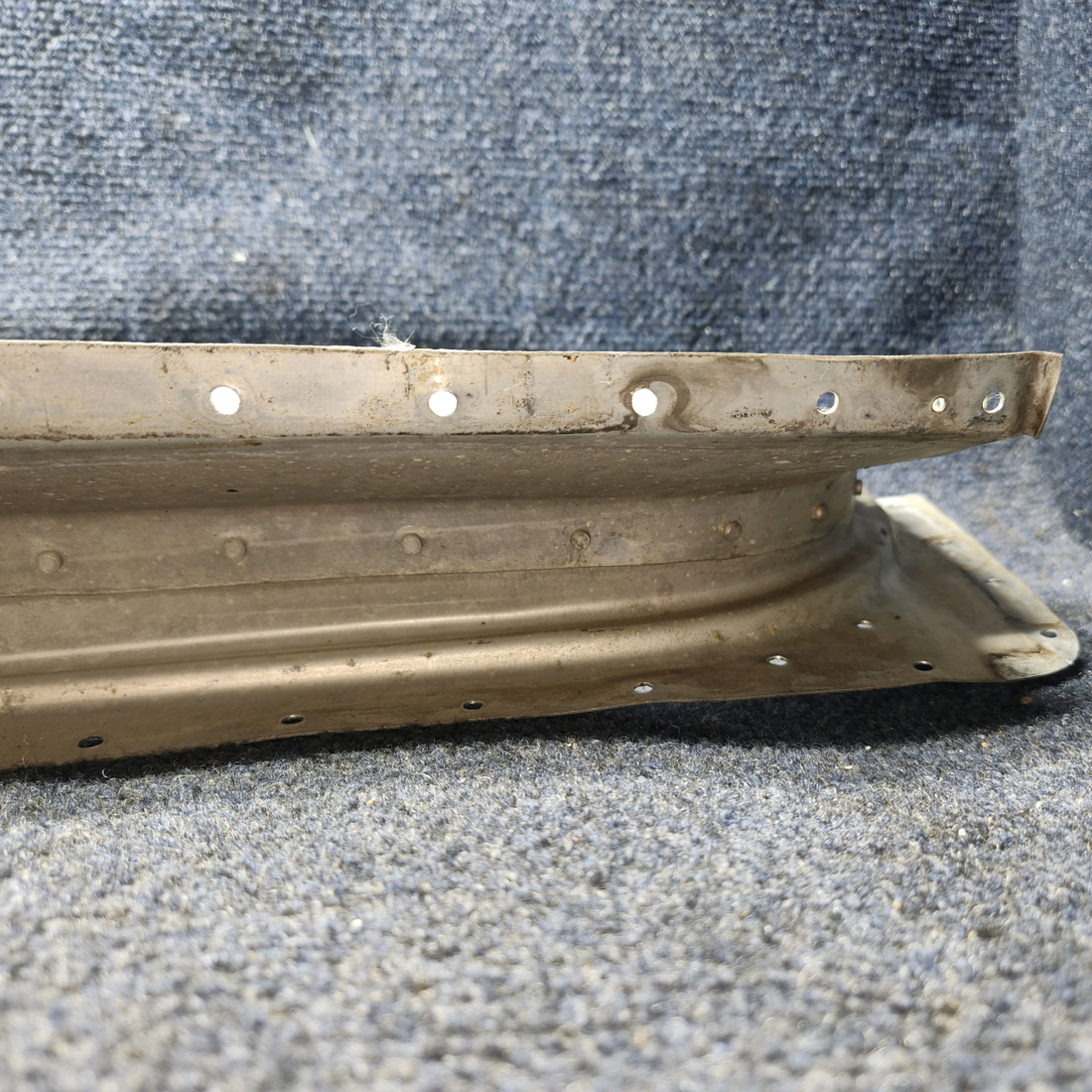 Used aircraft parts for sale, 0511116-13 Cessna 172E Lower Door Sill Assy With Support RH