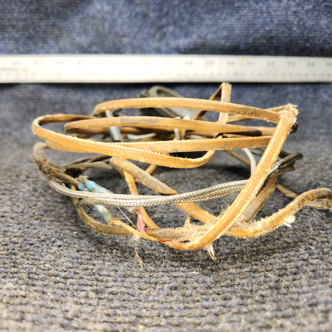 Used aircraft parts for sale, 0511068-4 Cessna C175 Cylinder Head Temperature Gauge with Probe