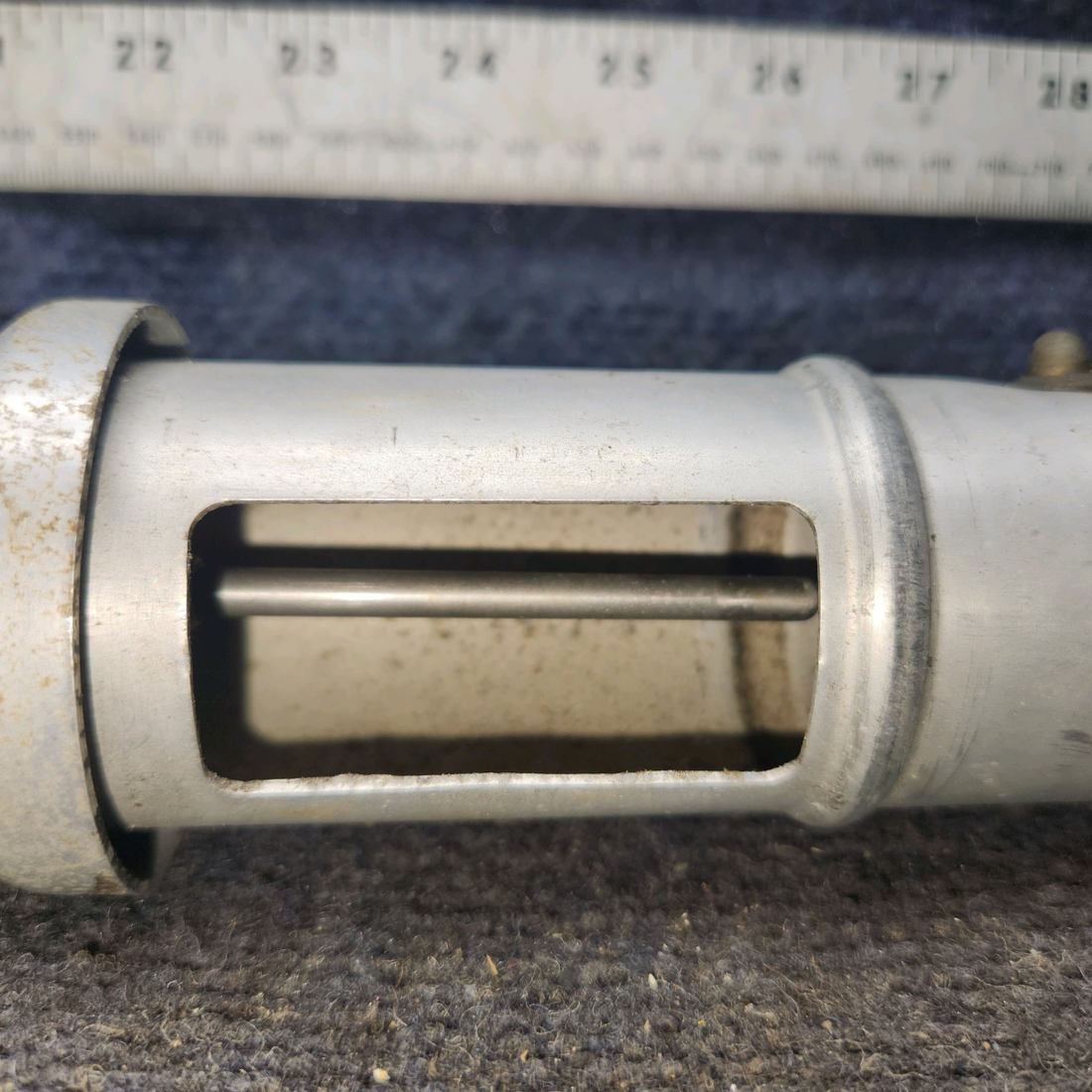 Used aircraft parts for sale, 0413163-18 Cessna 172F Outlet Assy with cap