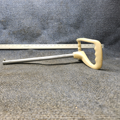 Used aircraft parts for sale, 0513136-1 Cessna C175 Control Wheel Assy W/ Shaft Diameter 0.64"