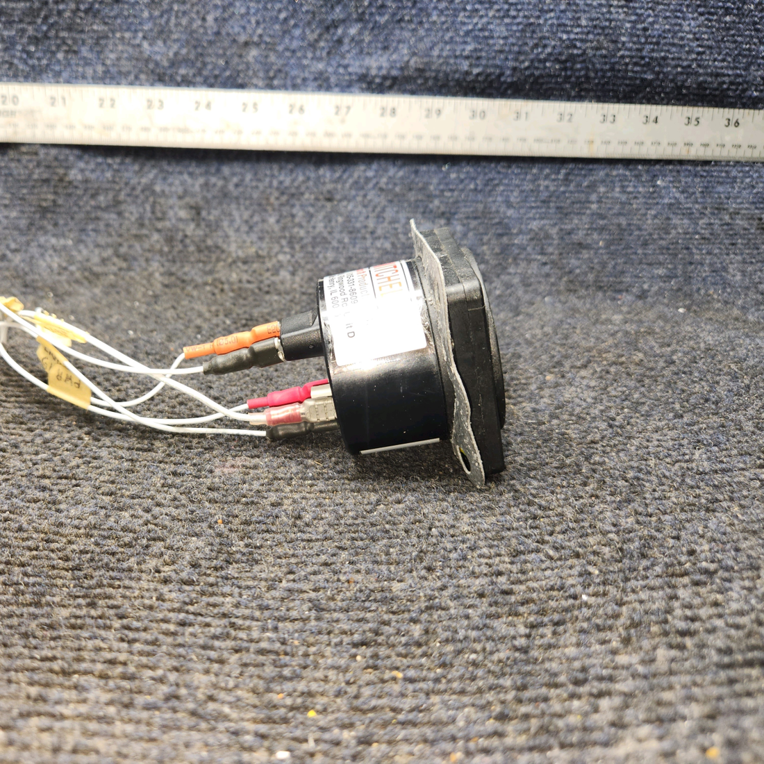 Used aircraft parts for sale, D1-211-5088 Mitchell Cessna 172E Electric Oil Temp Gauge