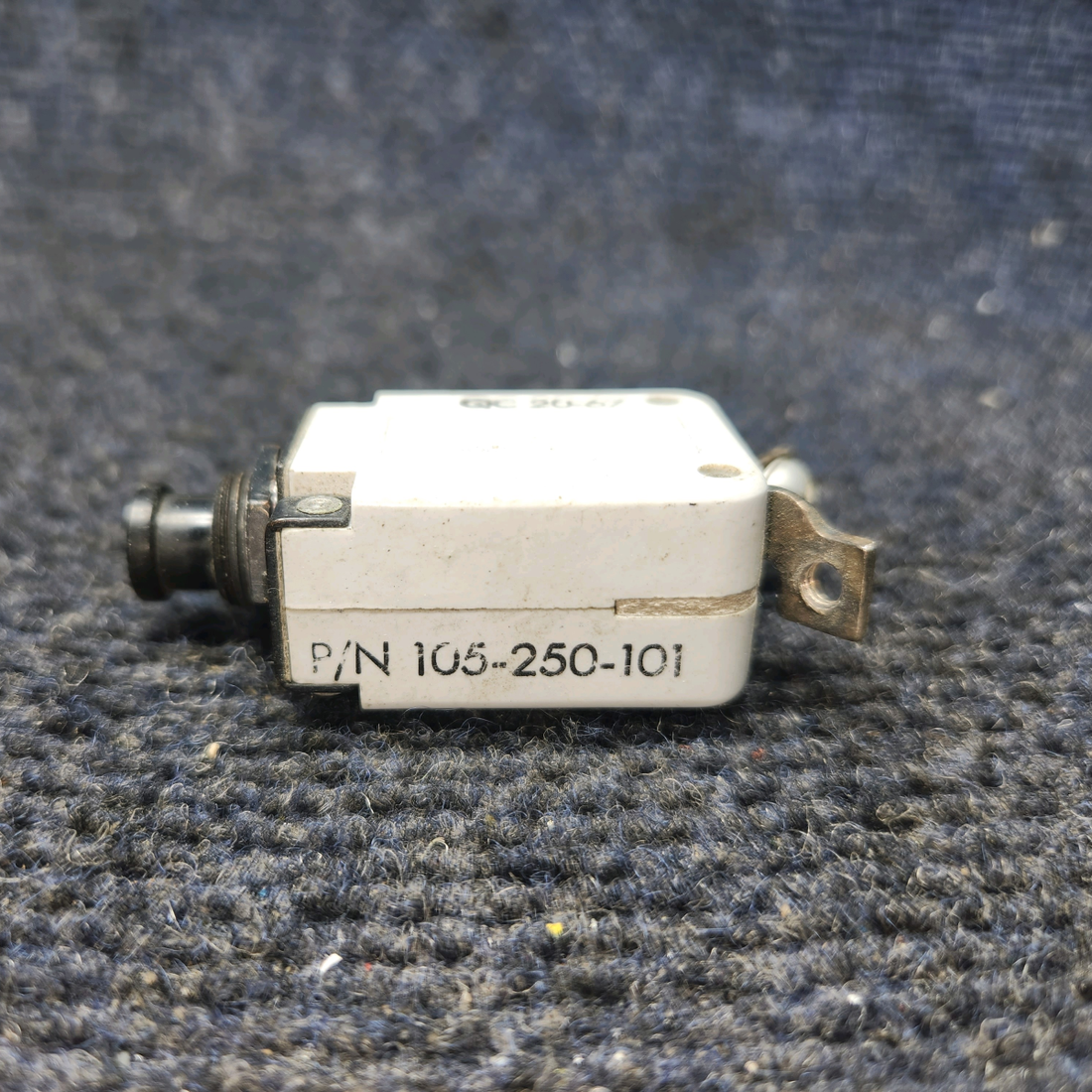 Used aircraft parts for sale, 105-250-101 Wood Electric BEECHCRAFT 95-55B Push-Button Circuit Breaker