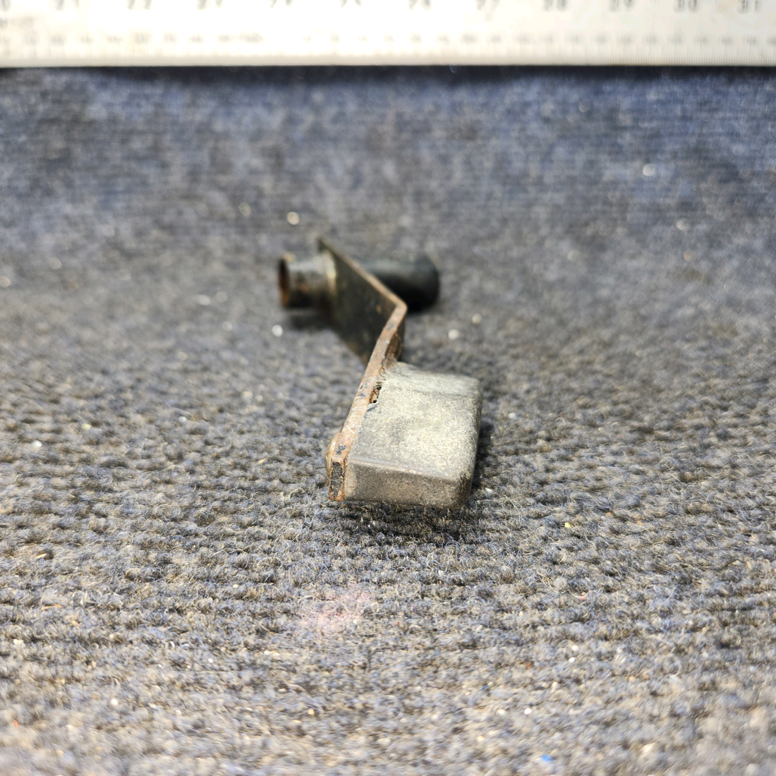 Used aircraft parts for sale, 69088-005 Piper PA32RT-300 Lever Assy Fuel Selector Control