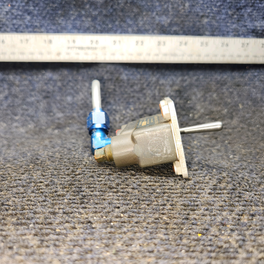 Used aircraft parts for sale, K-4566 Kohler Beechcraft F35 Static Presure Selector Valve