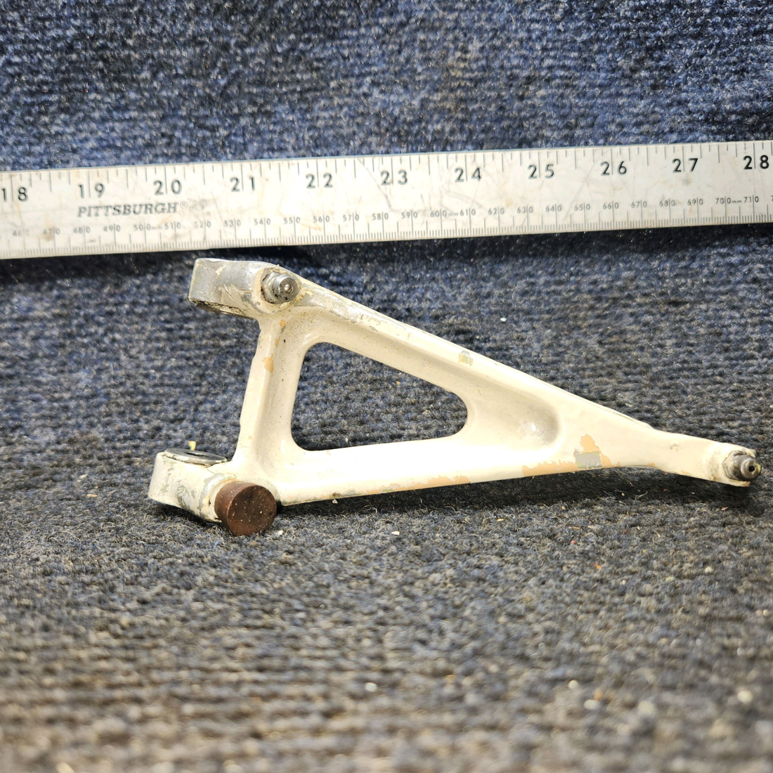 Used aircraft parts for sale, 35-825060 BEECHCRAFT F35 Nose Gear Torque Knee Assembly Upper or Lower