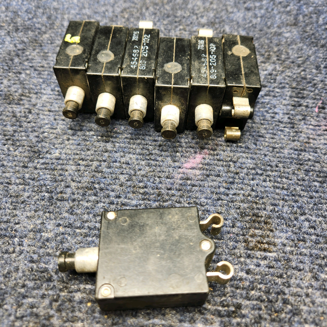 Used aircraft parts for sale, 823-205-102 Wood Piper PA-31T AMF BREAKER 5 AMP " PRICE PER EACH"