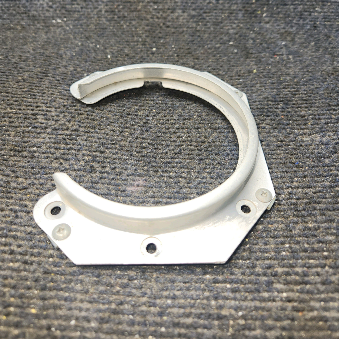 Used aircraft parts for sale, 0423542-6 Cessna 182G Landing Light Bracket
