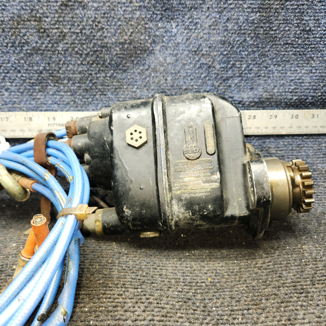 Used aircraft parts for sale, 664, 530603 Continental C125, C145 & O300 Cessna 172F Slick Magneto With Gear