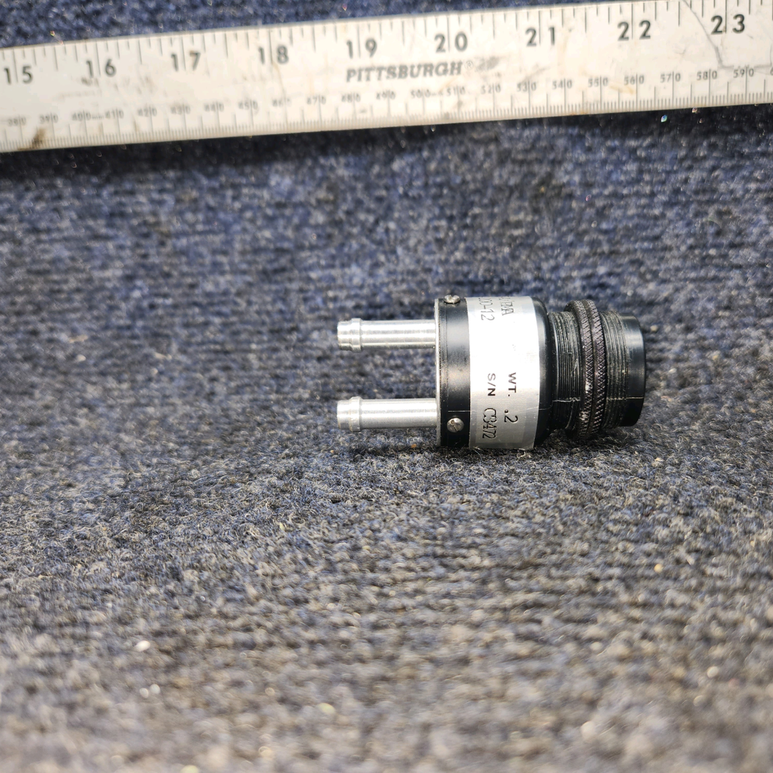 Used aircraft parts for sale, 3-200-12 PIPER PA-24-250 UMA Cessna Suction Gauge