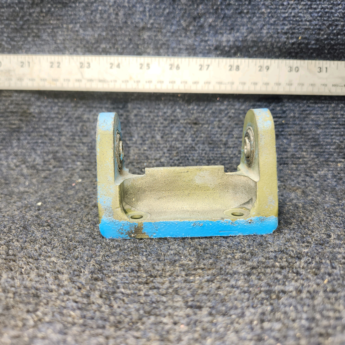 Used aircraft parts for sale, 96-610012-15 Beechcraft BEECHCRAFT 95-55B Elevator Hinge Assembly