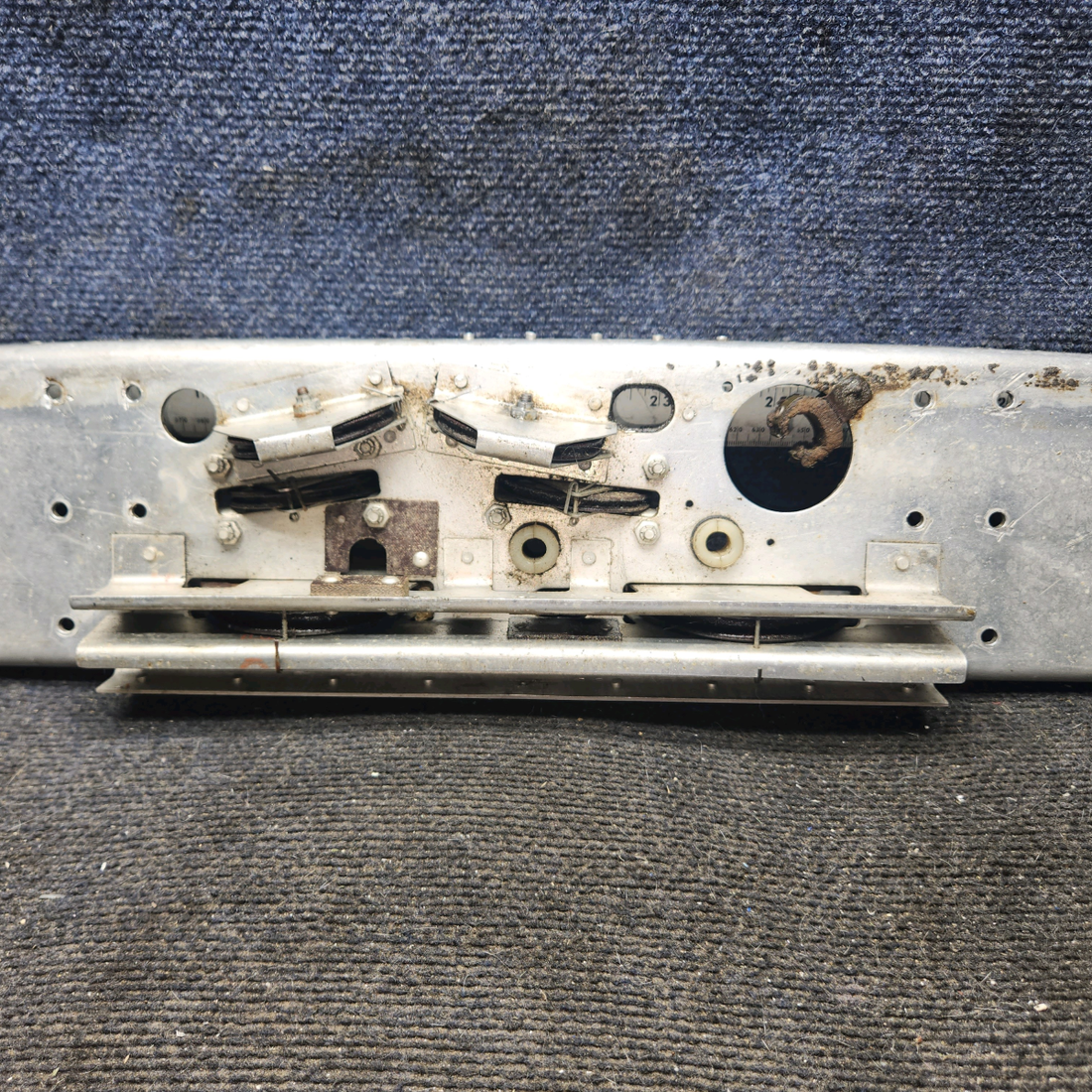 Used aircraft parts for sale, 0511287 Cessna 172E Landing Gear Bulkhead – STA 65.33