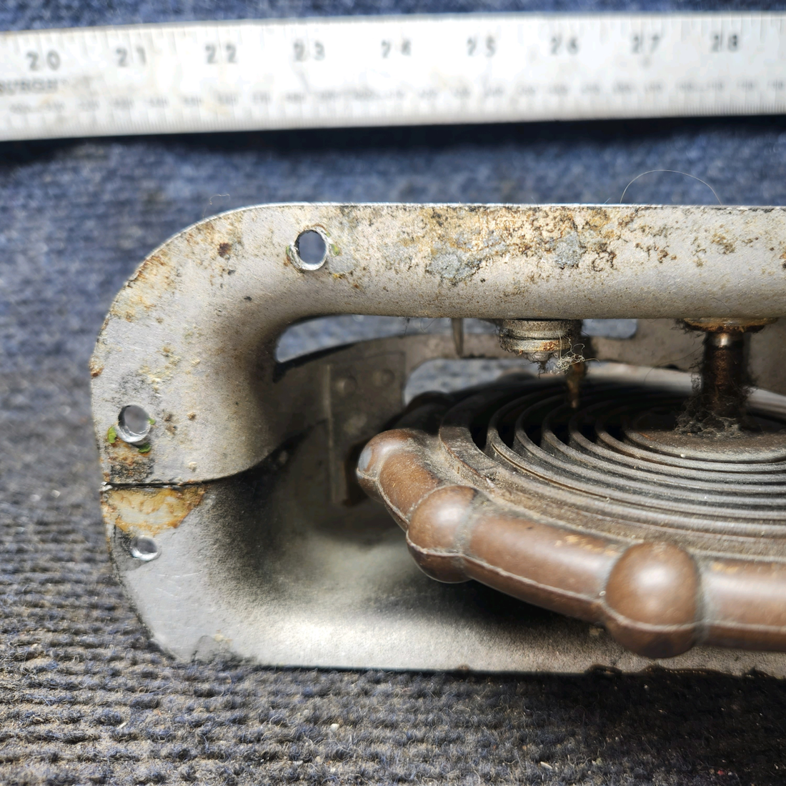 Used aircraft parts for sale, 0510127, 0411419 Cessna 172 E Elevator Tab Control Wheel Assembly with Cover