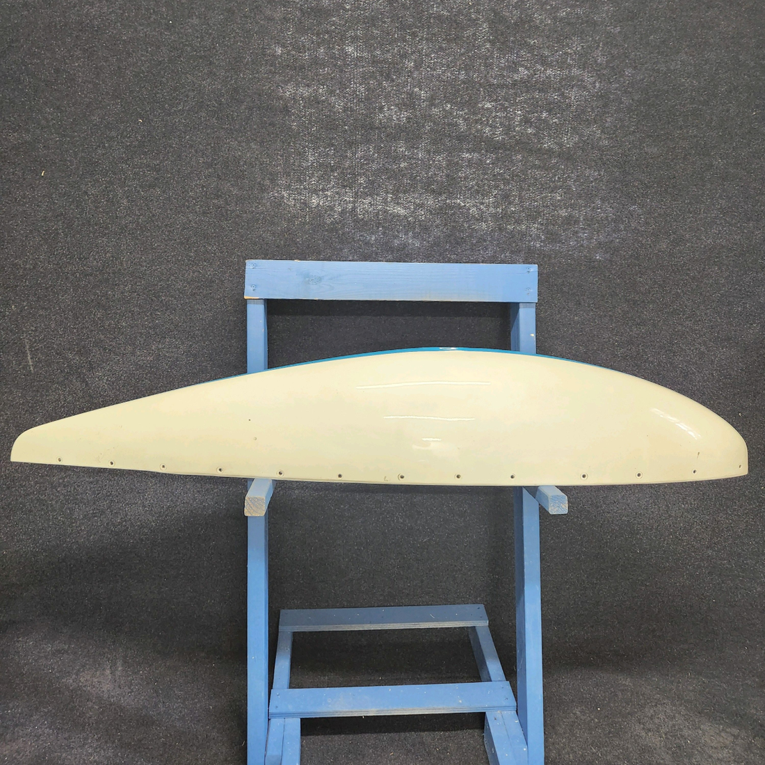 Used aircraft parts for sale, 62090-000 PIPER PA28-140 WING TIP ASSEMBLY LH - FIBERGLASS