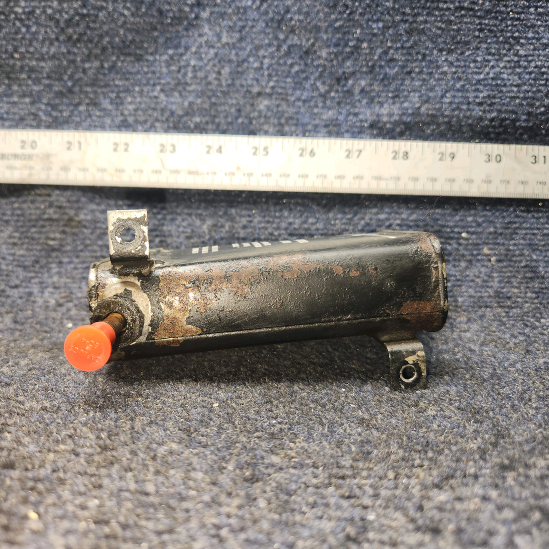 Used aircraft parts for sale, 63355-09 Piper PA28-140 Brake Fluid Reservoir With Cap