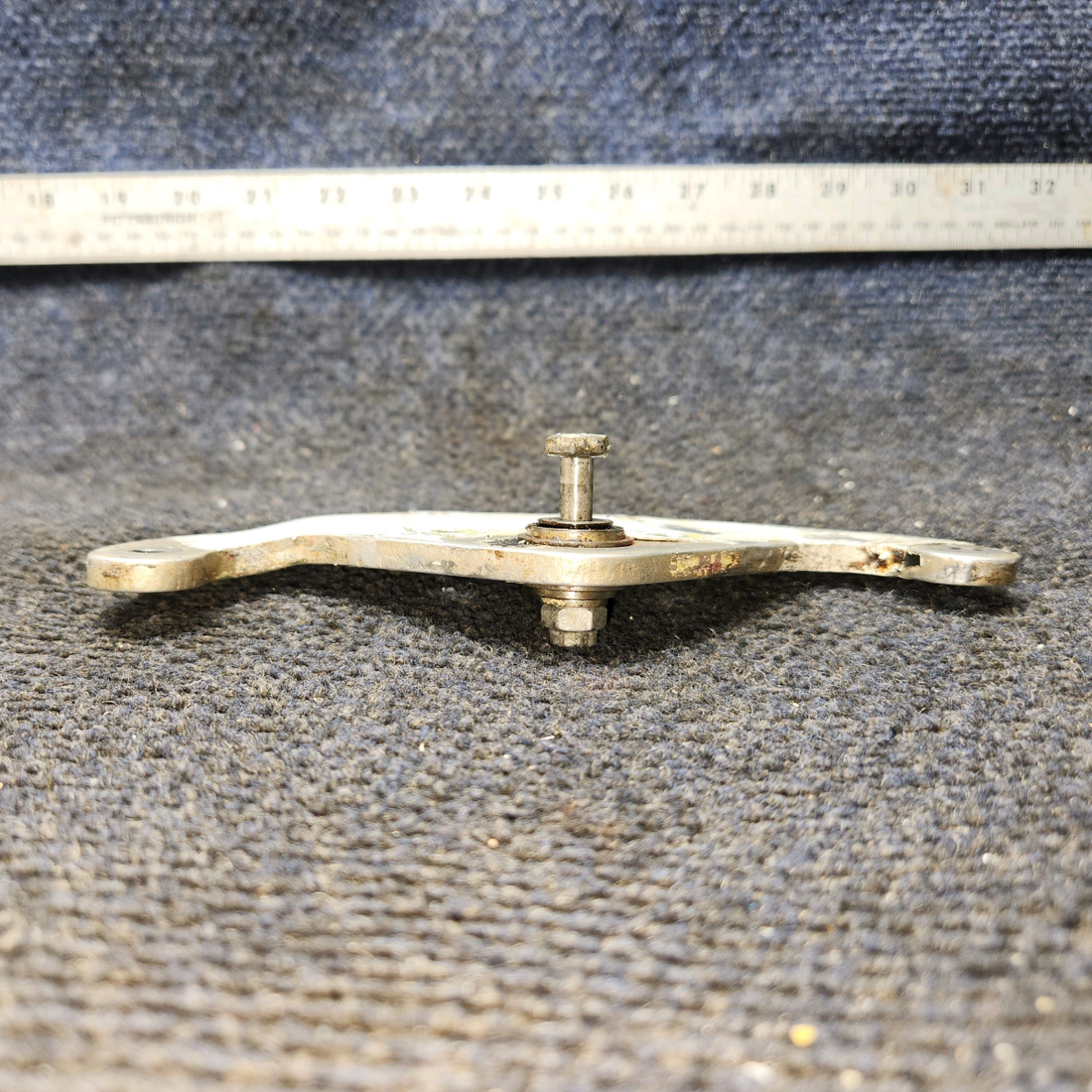 Used aircraft parts for sale, 0534124 Cessna 172 Elevator bellcrank assembly