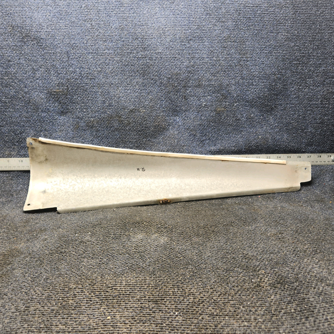 Used aircraft parts for sale, 0530010-6 Cessna 172F Stabilizer Fairing Assembly RH