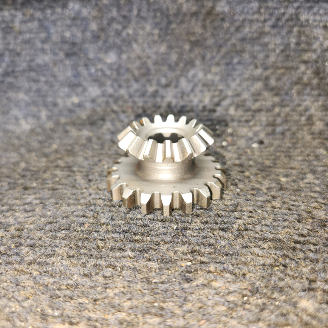 Used aircraft parts for sale, 70389, 70384, 70388 Lycoming O-540 PIPER PA-24-250 Propeller Governor Drive Gears Kit with 8130-3
