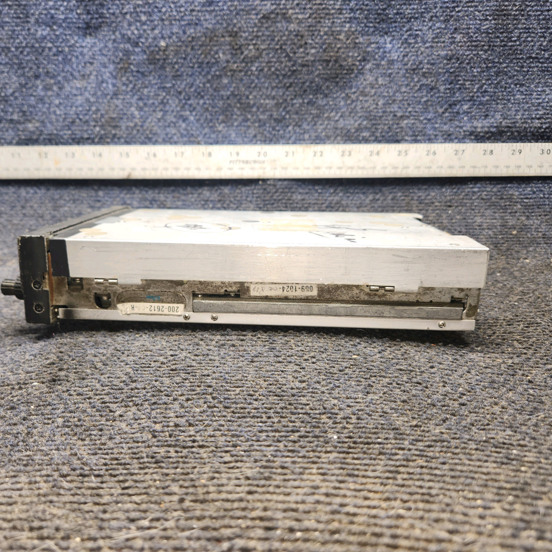 Used aircraft parts for sale, 069-1024-01 King Radio KX 155 piper PA-28-181 NAV/COMM Glideslope 14V w/ Tray & Wiring