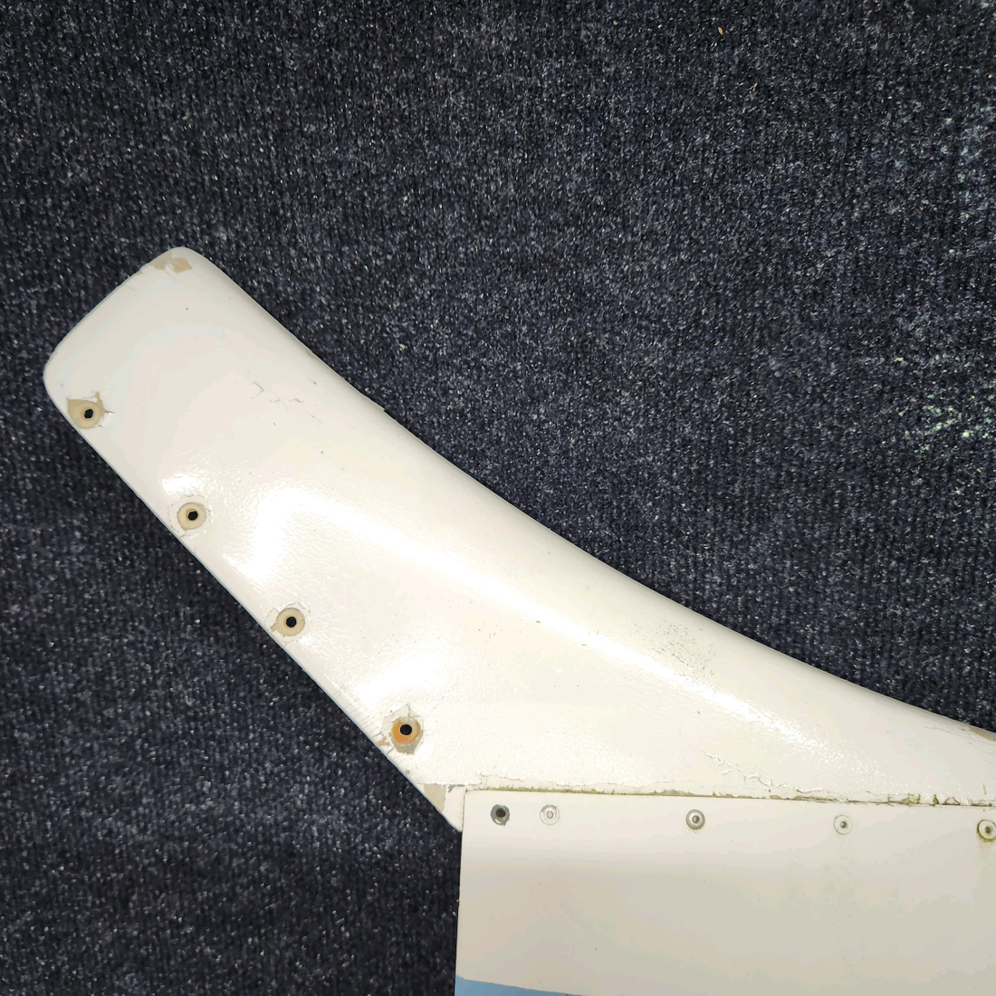 Used aircraft parts for sale, 0531019-8 cessna 172N Dorsal Fin Assembly