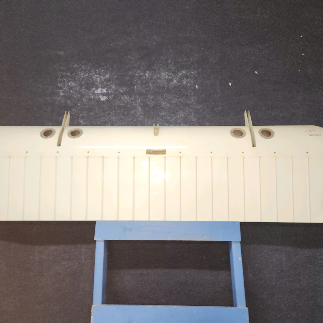 Used aircraft parts for sale, 0426901-15 cessna 150G Flap Assembly – LH