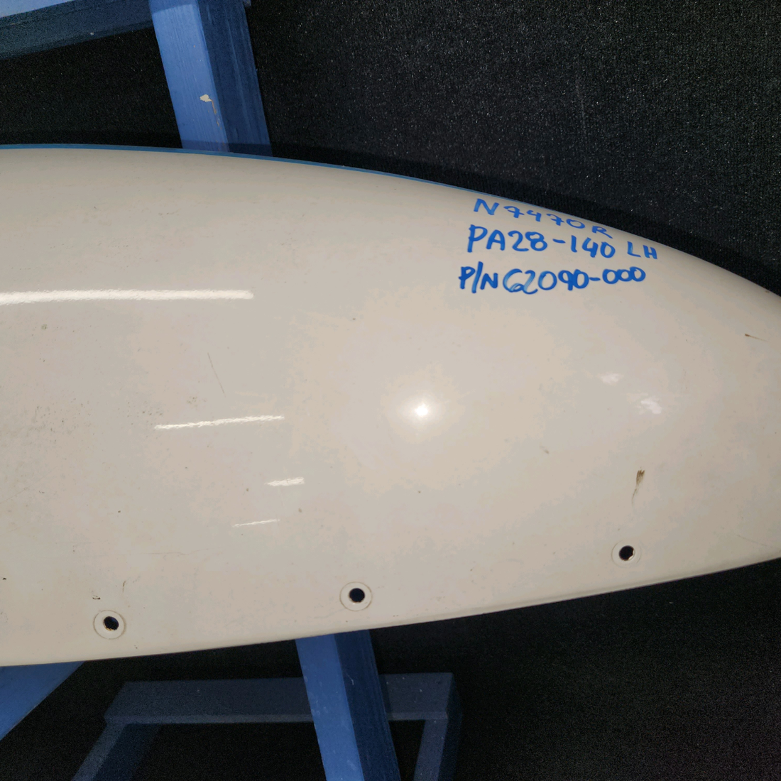 Used aircraft parts for sale, 62090-000 PIPER PA28-140 LH Wing Tip Assembly - Fiberglass