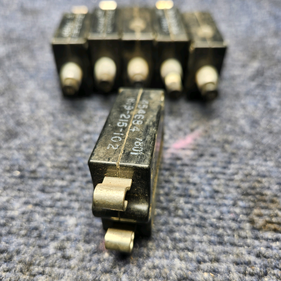 Used aircraft parts for sale, 819-215-102 Wood Electric Piper PA-28T AMF BREAKER15 AMP " PRICE PER EACH"