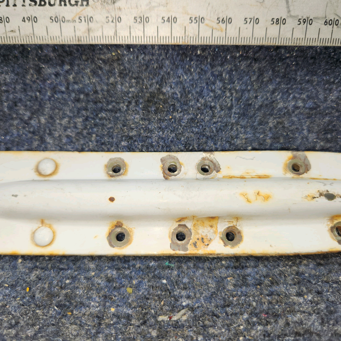 Used aircraft parts for sale, 0511280-2 Cessna C172RG CABIN DOOR HINGE ASSY UPPER RH