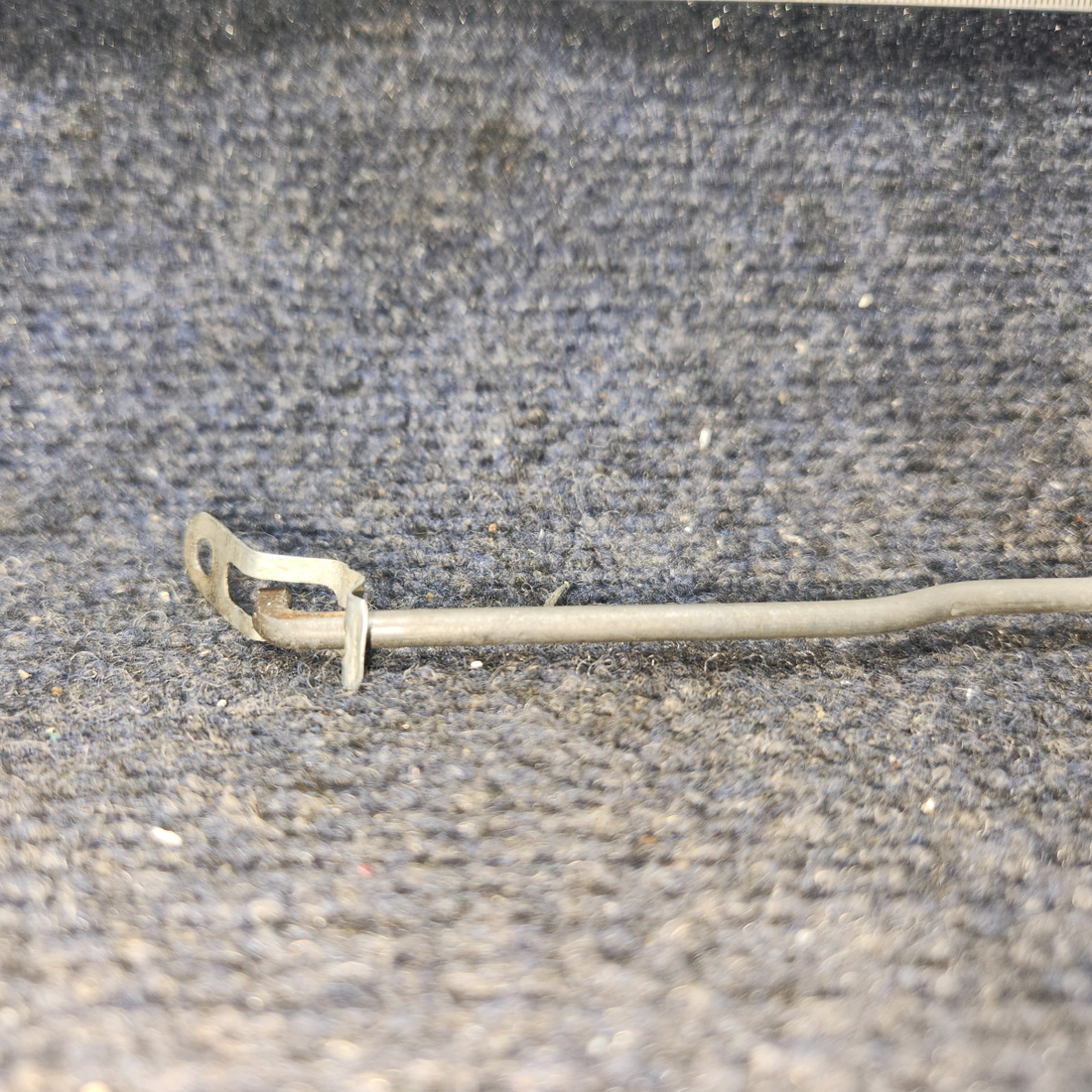 Used aircraft parts for sale, 99783-00 Piper PA28-140 Rod - Door latch