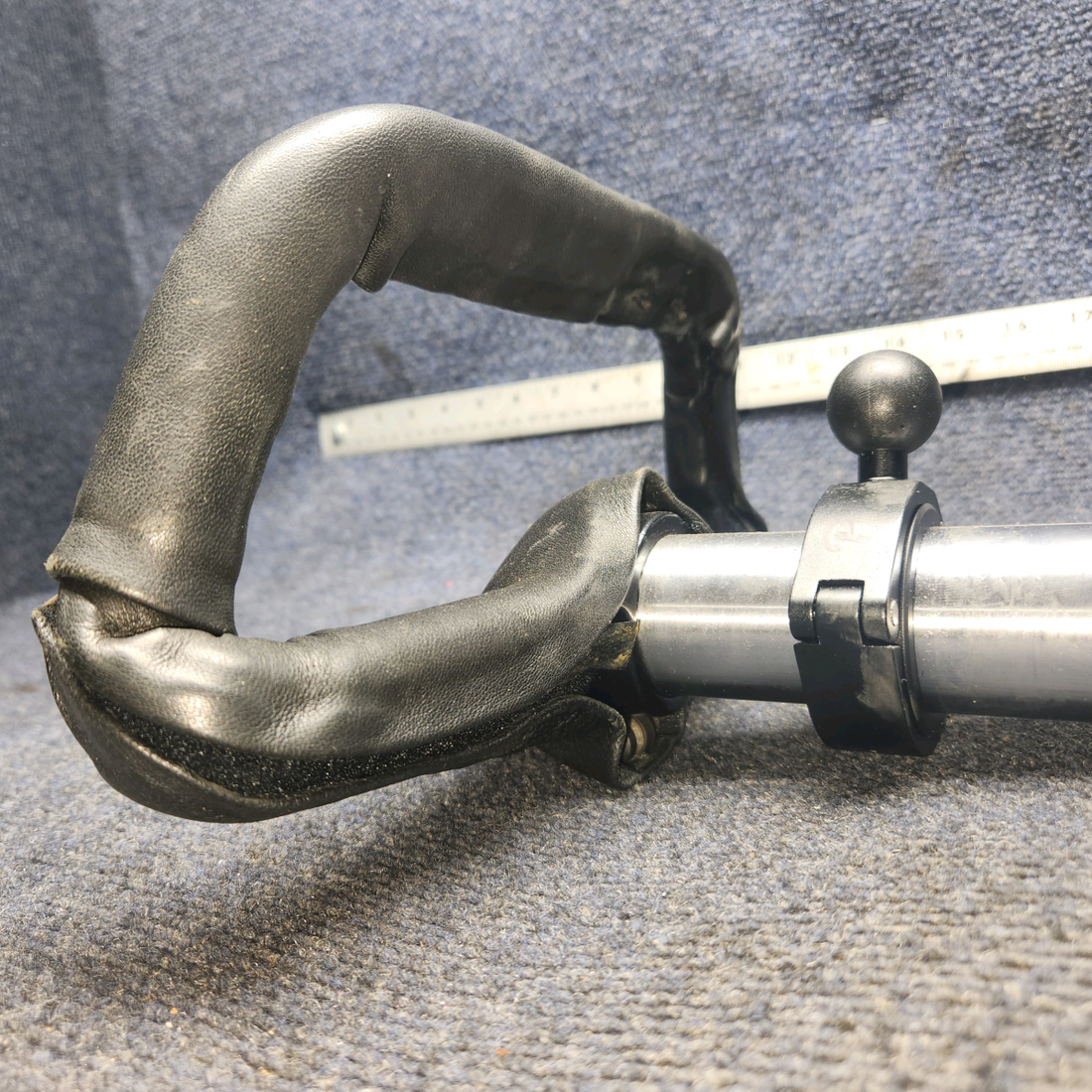 Used aircraft parts for sale, 20965-000 PIPER PA-24-250 Control Wheel Assembly & Tube Diameter 1.64 INCHES