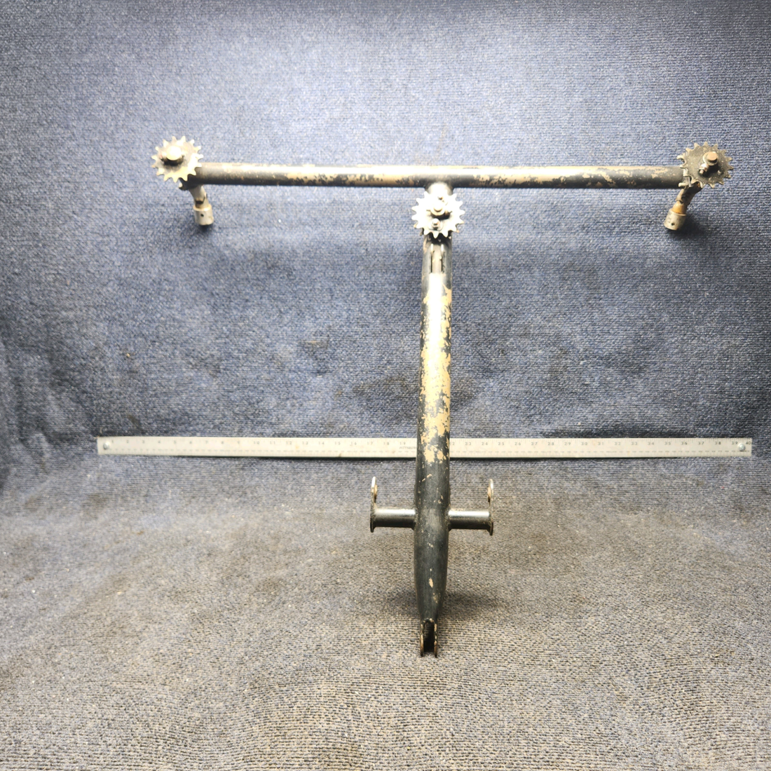 Used aircraft parts for sale, 62019-004 Piper PA32RT-300 Control Column Assy