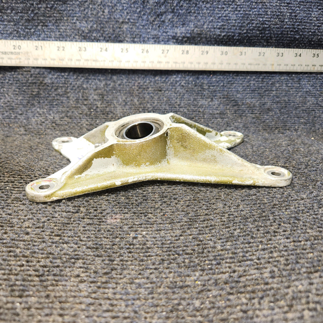 Used aircraft parts for sale, 67040-015 Piper PA32RT-300 Trunnion Fitting - RH Forward