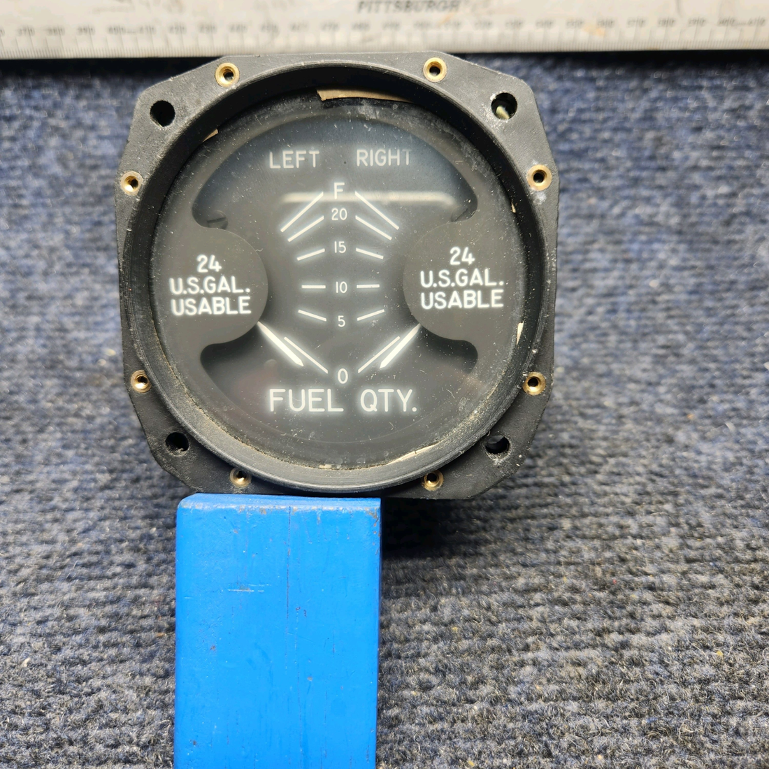 Used aircraft parts for sale, PS50161-2 Rochester PIPER PA28-161 Warrior III FUEL QUANTITY INDICATOR (VOLTS: 28)