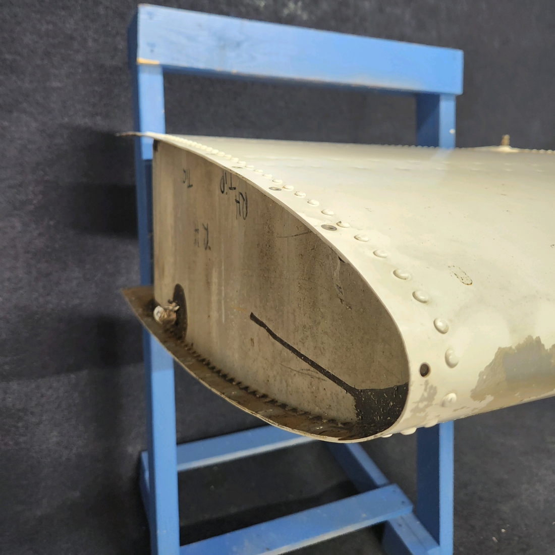 Used aircraft parts for sale, 95070-005 Piper PA32RT-300 FUEL TANK ASSY OUTBOARD RH "SEE PHOTOS FOR DETAILS"