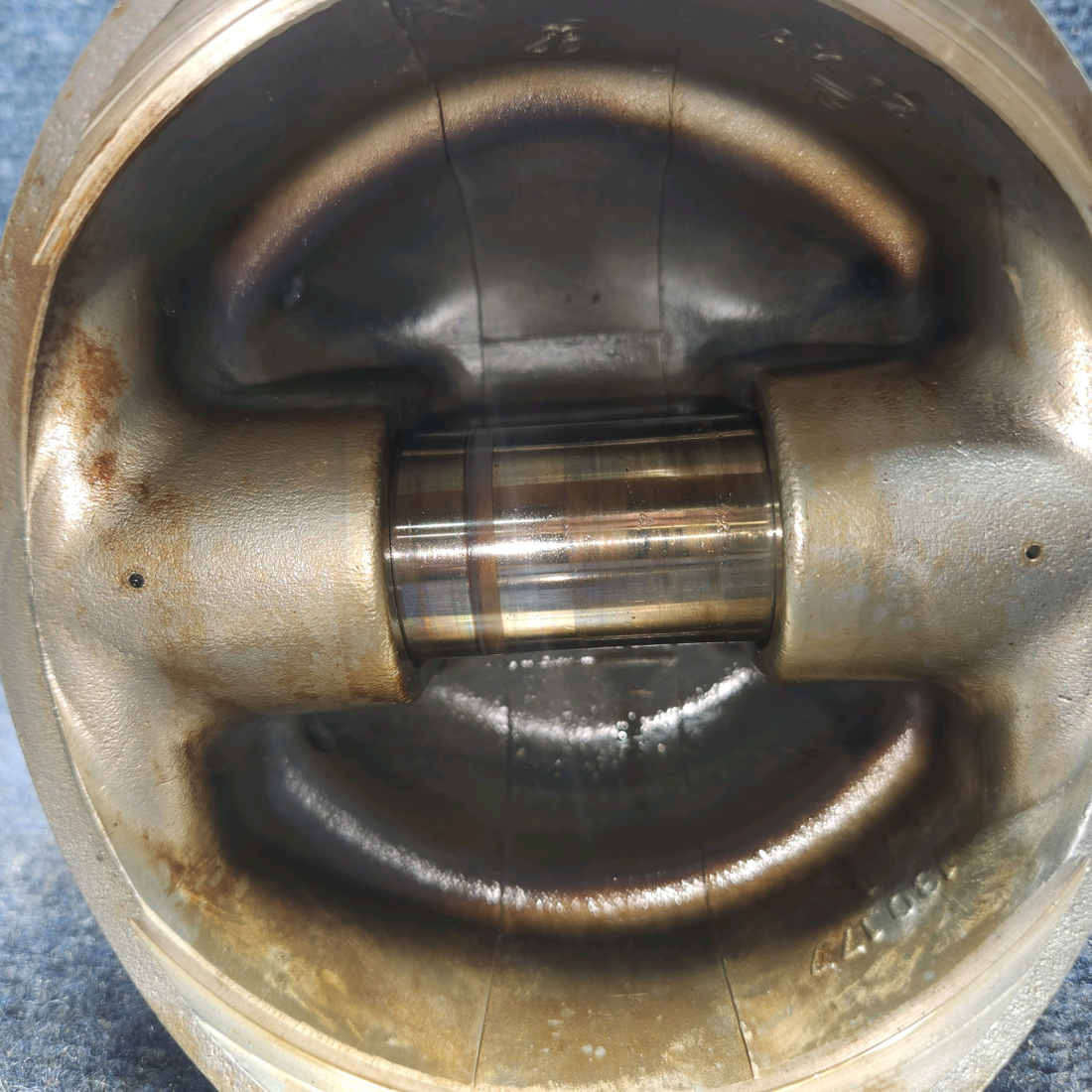 Used aircraft parts for sale, LW-12416 Lycoming O-320-D2A Piper PA28-140 Cylinder Wide Deck Chrome with High-Compression Piston