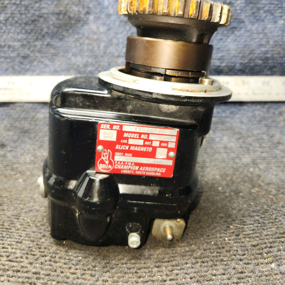 Used aircraft parts for sale, 4301 Champion Aerospace cessna 150G Slick Magneto with Gear