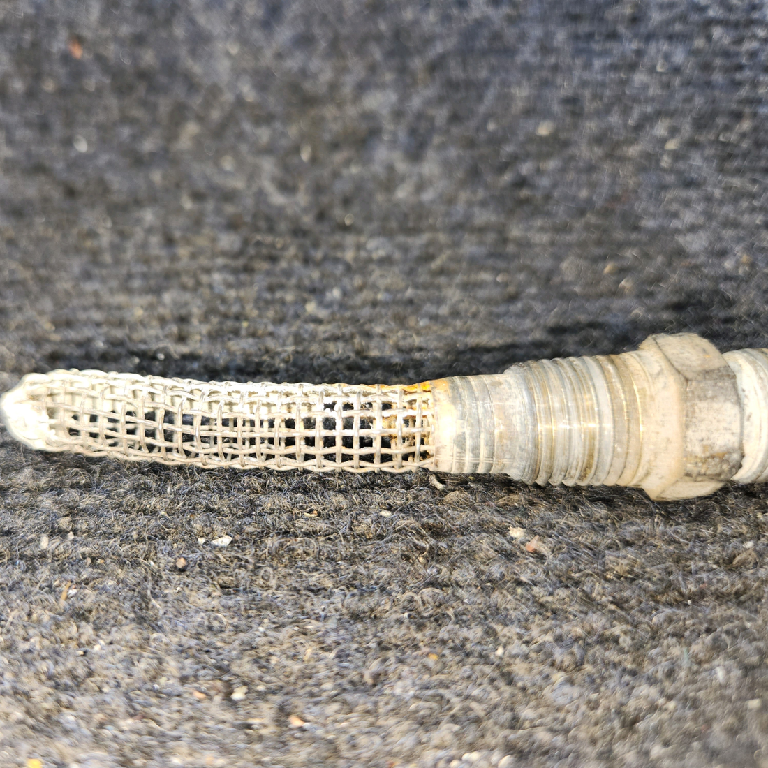 Used aircraft parts for sale, 0422130 Cessna 172 Fuel Tank Strainer (Finger Screen)