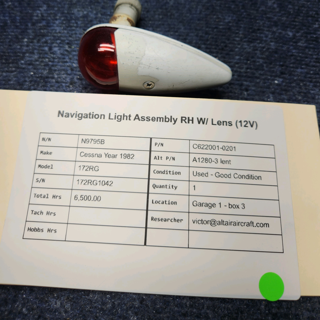 Used aircraft parts for sale, C622001-0201 Cessna Year 1982 172RG NAVIGATION LIGHT ASSEMBLY RH W/ LENS (12V)