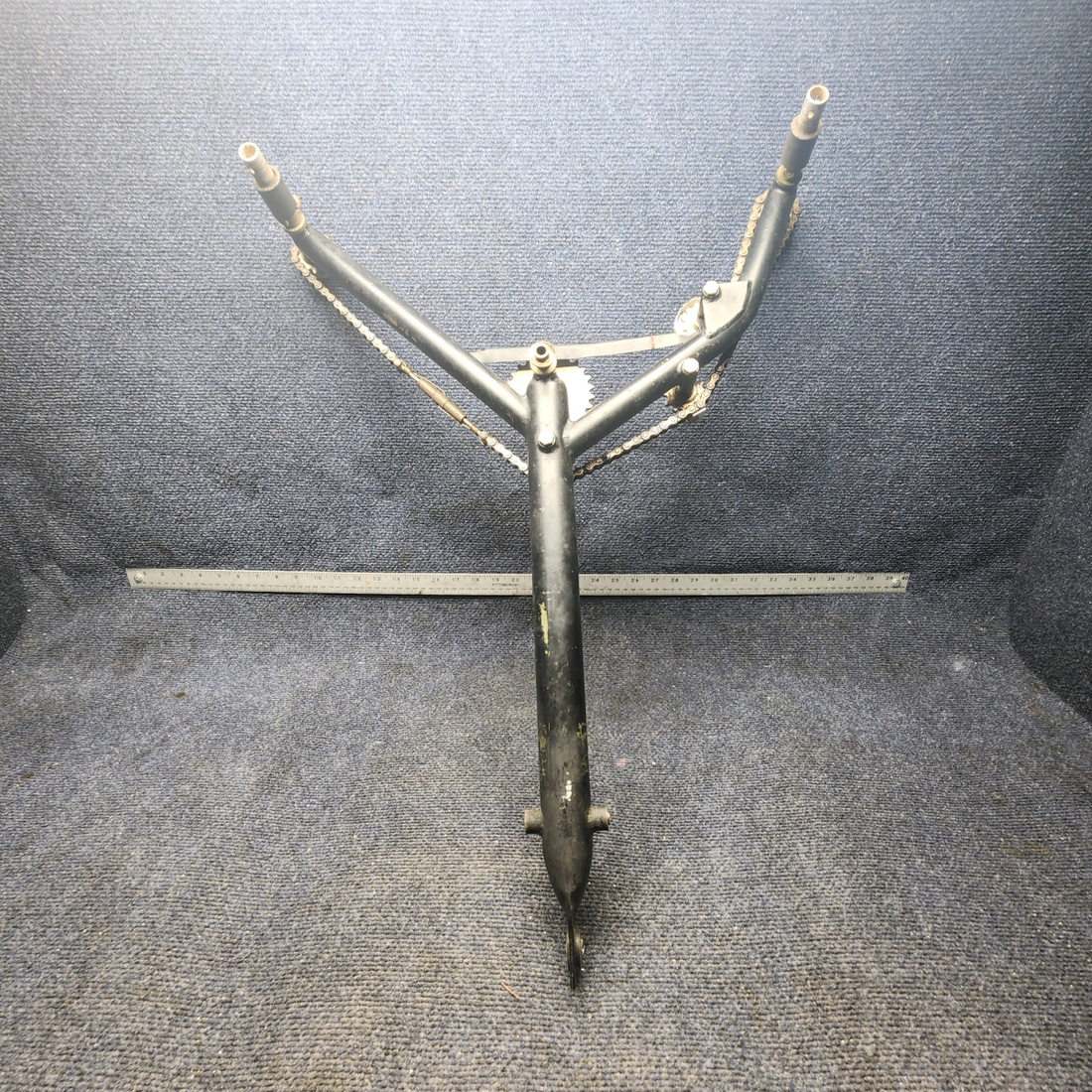 Used aircraft parts for sale, 0460128-2 Cessna C-150J Control Assy Y Weld