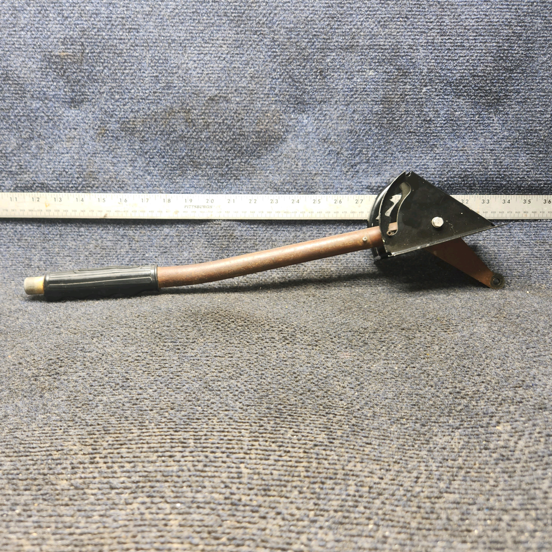 Used aircraft parts for sale, 63782-000 PIPER PA28-140 Flap Handle Assembly