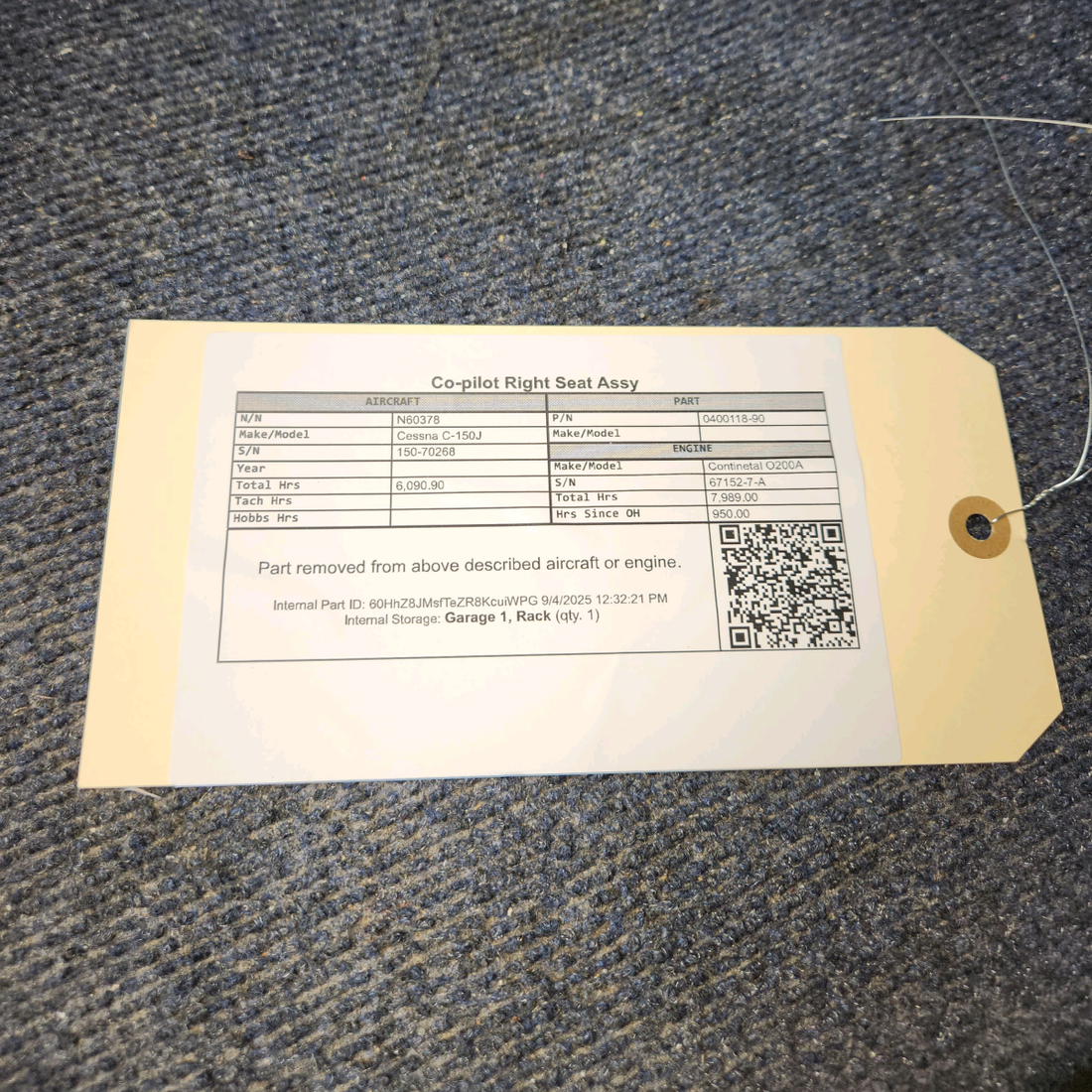 Used aircraft parts for sale, 0400118-90 Cessna C-150J Co-pilot Right Seat Assy