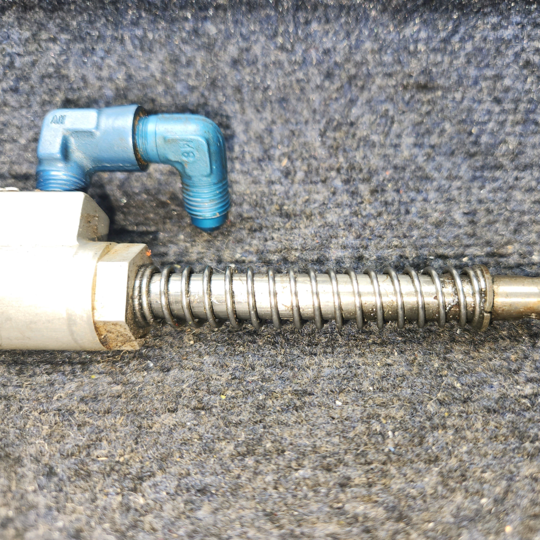 Used aircraft parts for sale, 17000 Gar-Kenyon Piper PA28-161 Master Brake Cylinder