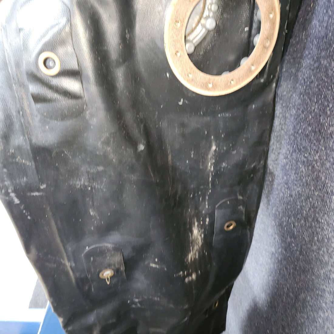 Used aircraft parts for sale, 95-920011-14 BEECHCRAFT 95-55B Auxiliary Fuel Cell - RH – 31 Gallons, MFG 11/2004