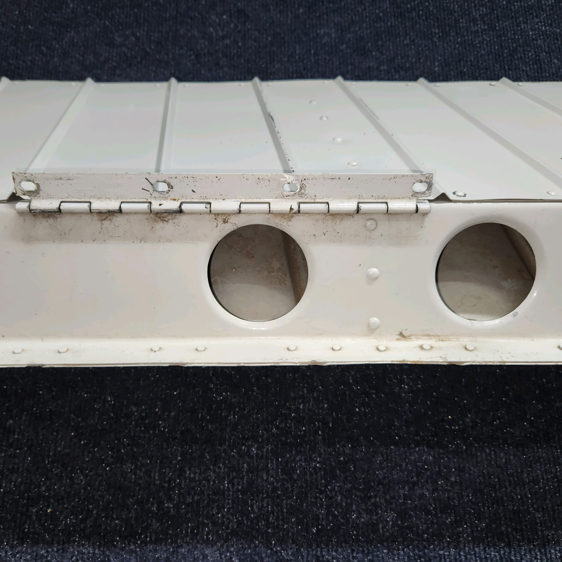 Used aircraft parts for sale, 0523800 Cessna 172 Aileron Assembly - LH