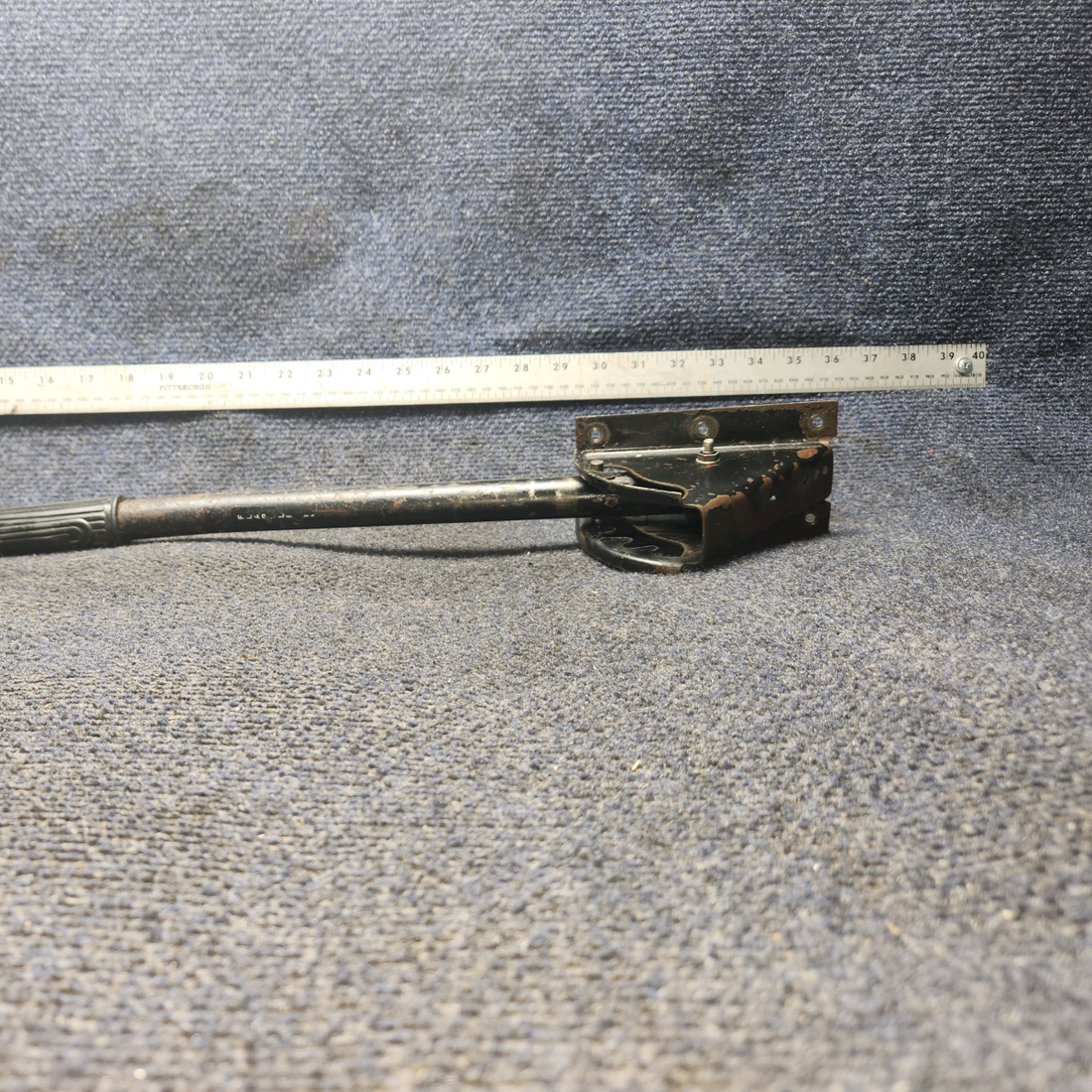 Used aircraft parts for sale, 62706-009 Piper PA28-161 Flap Control Lever Assy